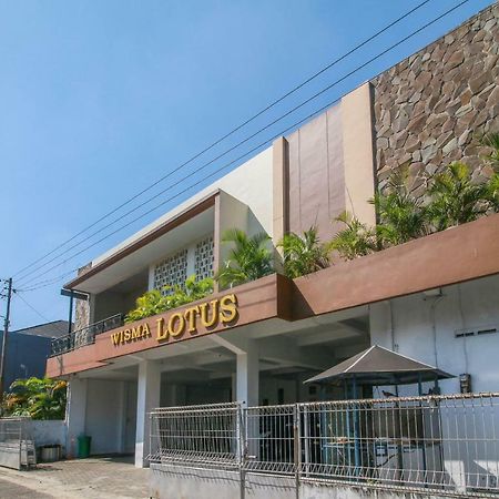 Reddoorz Syariah Near Universitas Jenderal Soedirman Пурвокерто Екстериор снимка