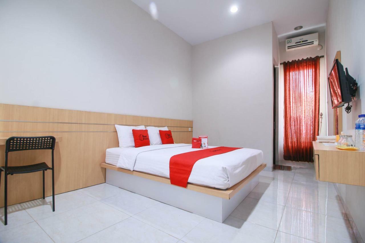 Reddoorz Syariah Near Universitas Jenderal Soedirman Пурвокерто Екстериор снимка